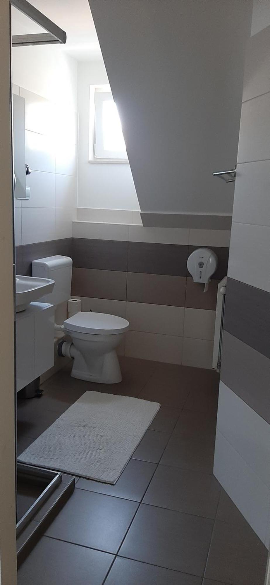 Ancsi Apartmanhaz Balatonlelle Buitenkant foto