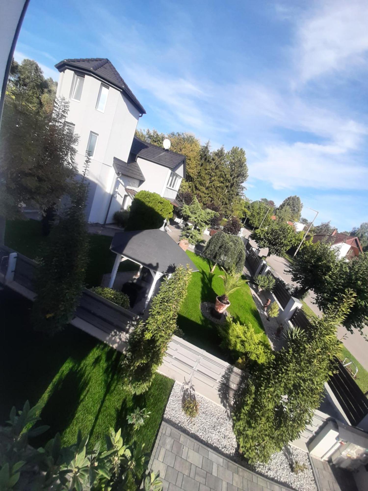 Ancsi Apartmanhaz Balatonlelle Buitenkant foto