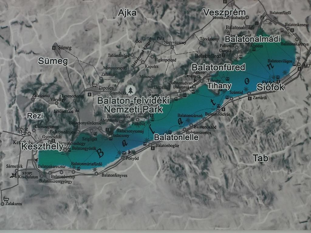 Ancsi Apartmanhaz Balatonlelle Buitenkant foto