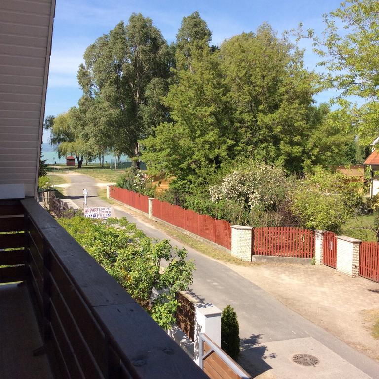Ancsi Apartmanhaz Balatonlelle Buitenkant foto